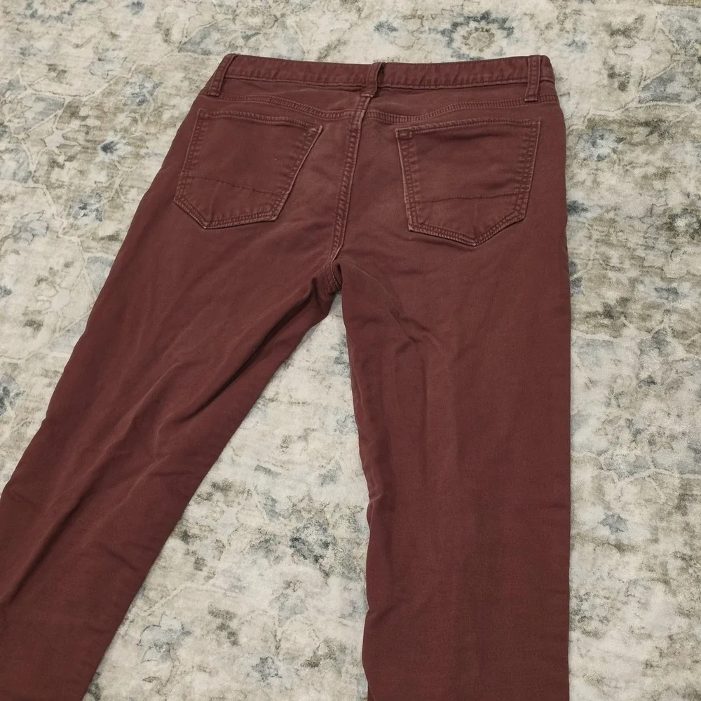 Banana Republic Travel Jean Mens 31x34 Slim Fit Burgundy Maroon Stretch Pants